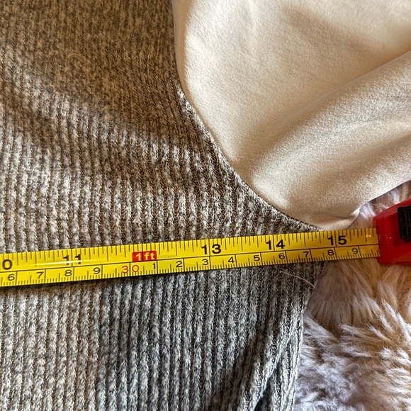 London Rose Gray Knit Vest with White Shirt size M - Picture 7 of 9